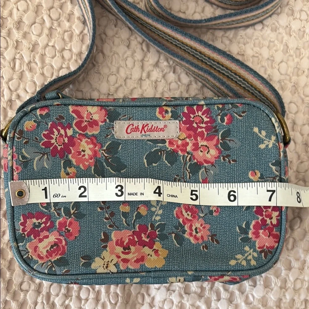 Cath Kidston London Floral Crossbody Bag - Picture 7 of 11